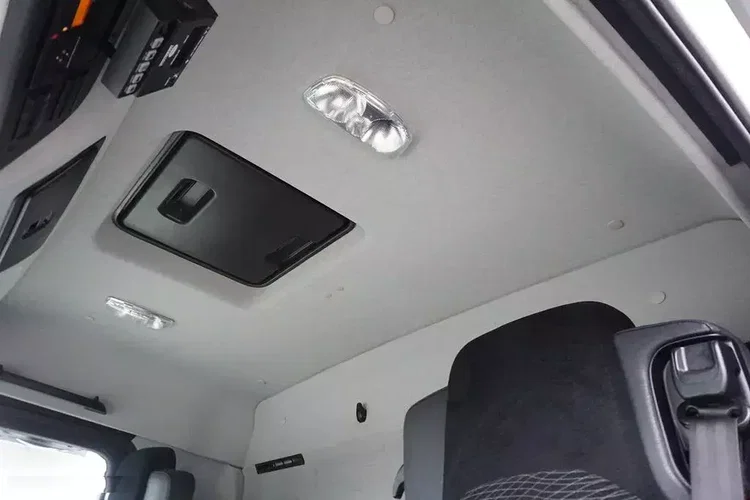 Mercedes / ANTOS / 1830 / E 6 / CHŁODNIA + WINDA / 18 PALET zdjęcie 40