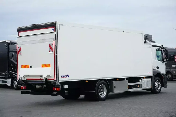 Mercedes / ANTOS / 1830 / E 6 / CHŁODNIA + WINDA / 18 PALET zdjęcie 5