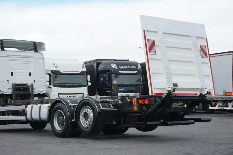 Mercedes / ANTOS / 2535 / ACC / E 6 / BDF + WINDA / 7.15 , 7.45, 7.82 M / OŚ SKRĘTNA zdjęcie 30