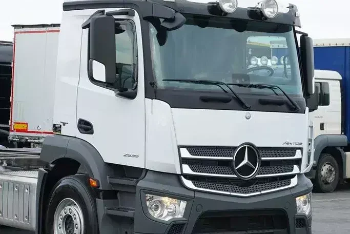 Mercedes / ANTOS / 2535 / ACC / E 6 / BDF + WINDA / 7.15 , 7.45, 7.82 M / OŚ SKRĘTNA zdjęcie 35