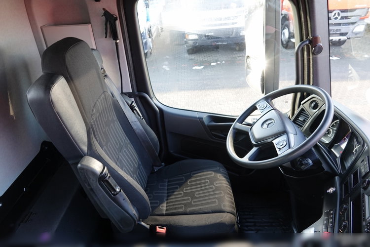 Mercedes AROCS 3240 / 8x4 / GRUSZKA 9m3 / BETONOMIESZARKA / EURO 6 /   2021 ROK zdjęcie 28