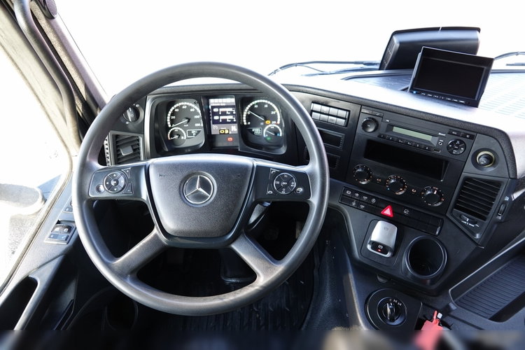 Mercedes AROCS 3240 / 8x4 / GRUSZKA 9m3 / BETONOMIESZARKA / EURO 6 /   2021 ROK zdjęcie 30
