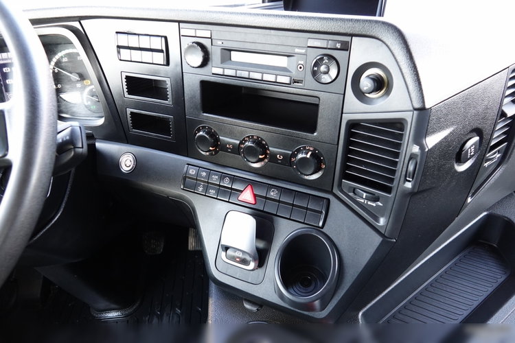 Mercedes AROCS 3240 / 8x4 / GRUSZKA 9m3 / BETONOMIESZARKA / EURO 6 /   2021 ROK zdjęcie 31