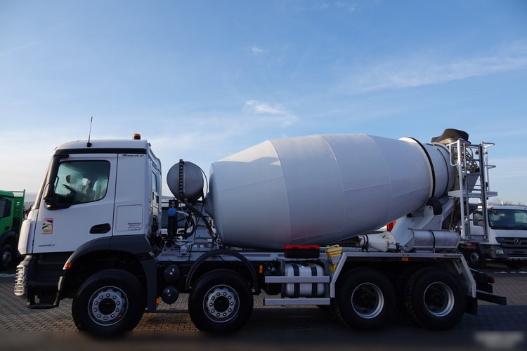 Mercedes AROCS 3240 / 8x4 / GRUSZKA 9m3 / BETONOMIESZARKA / EURO 6 /   2021 ROK zdjęcie 8