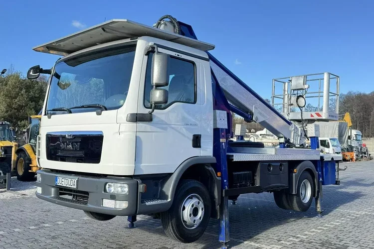 MAN TGL 8.150 Zwyżka MULTITEL 220 ALU Podnośnik Koszowy zdjęcie 2