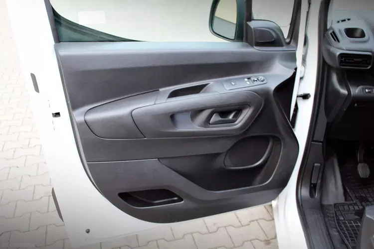 Fiat Doblo L2 Long 5 - osobowy zdjęcie 15