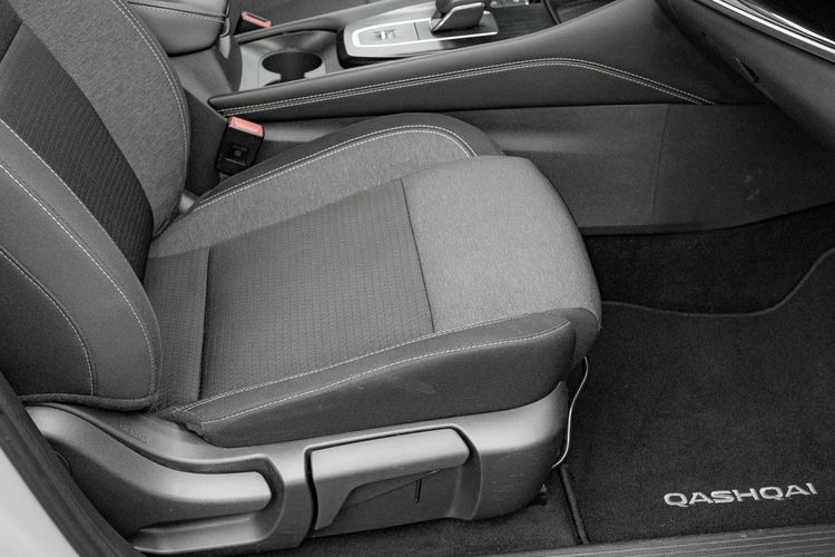 Nissan Qashqai WE6E678#1.3 DIG-T mHEV N-Connecta LED K.cofania Salon PL VAT 23% zdjęcie 32