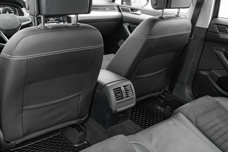 Volkswagen Passat WJ6158K#2.0 TSI Elegance DSG Podgrz.f K.cof Virtual Salon PL VAT23% zdjęcie 25