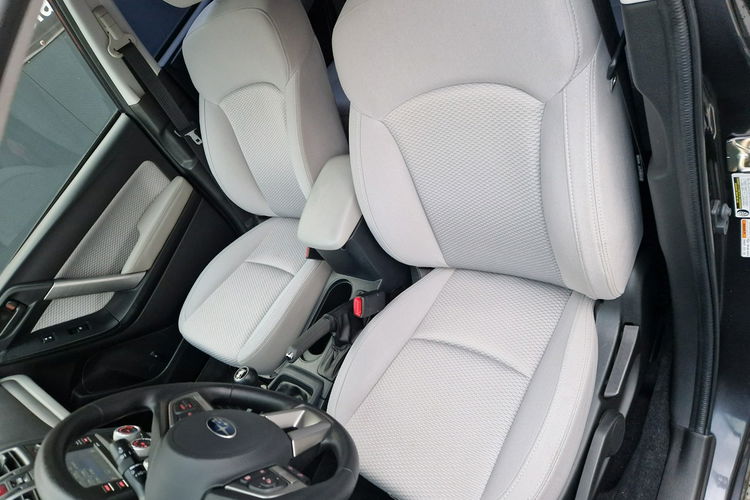 Subaru Forester 4x4. Instalacja Gazowa. Kamera cofania. zdjęcie 26