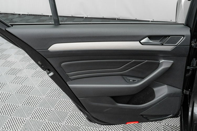 Volkswagen Passat GD598VS # 2.0 TDI Elegance DSG Podgrz.f NAVI LED Salon PL VAT 23% zdjęcie 24