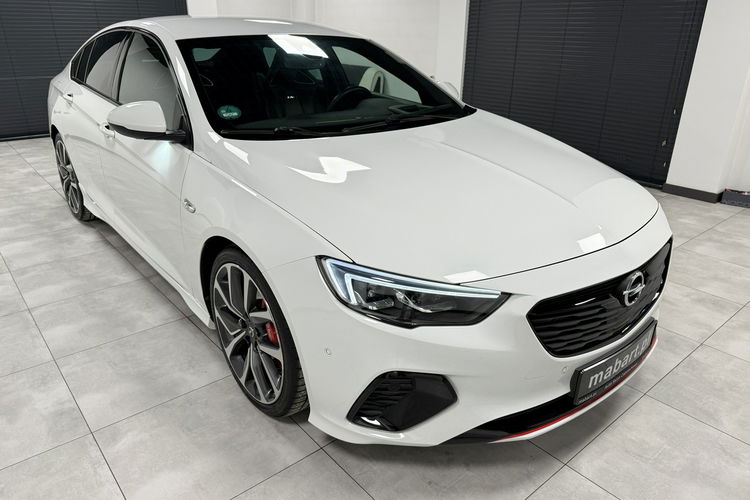 Opel Insignia 2.0 CDTi GSi 210KM 4x4 Vadery AGR HeadUp KeyLessGo Virtual alu20 BOSE zdjęcie 6