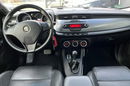 Alfa Romeo Giulietta 1.4 Automat Skóry Climatronic Ledy Grzane FOtele ALu Stan IDealny zdjęcie 12