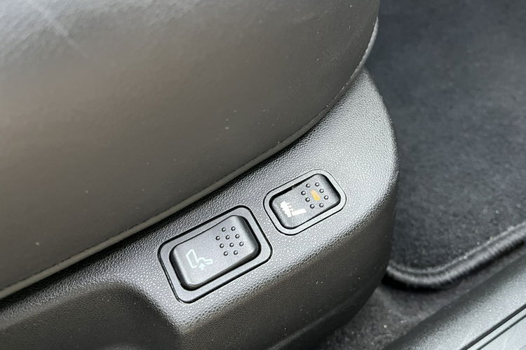 Alfa Romeo Giulietta 1.4 Automat Skóry Climatronic Ledy Grzane FOtele ALu Stan IDealny zdjęcie 23