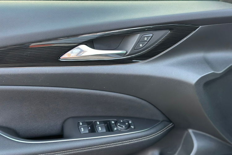 Opel Insignia OPC Dynamic zdjęcie 17