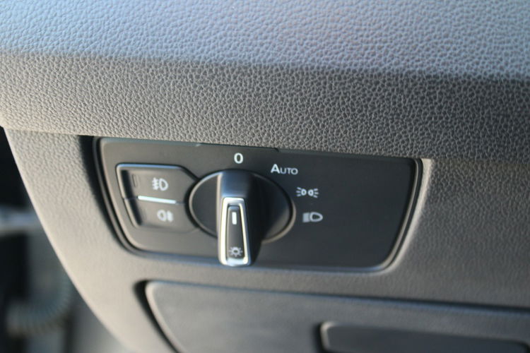 Volkswagen Passat Highline Navi F-vat Salon Polska Gwarancja zdjęcie 20