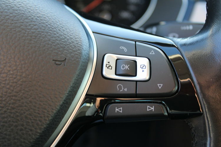 Volkswagen Passat Highline Navi F-vat Salon Polska Gwarancja zdjęcie 22