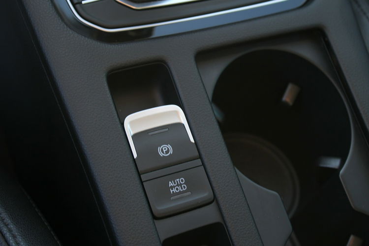 Volkswagen Passat Highline Navi F-vat Salon Polska Gwarancja zdjęcie 27