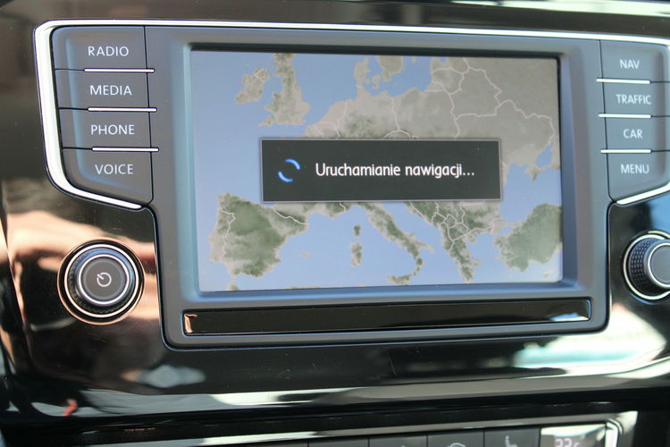 Volkswagen Passat Highline Navi F-vat Salon Polska Gwarancja zdjęcie 29