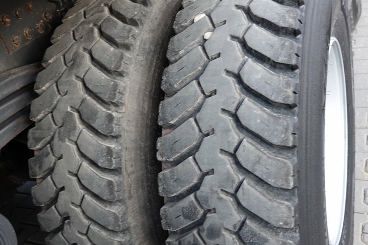 Renault KERAX 460 / 8x4 / WYWROTKA / HYDROBURTA / BORDMATIC / SPROWADZONA  zdjęcie 31