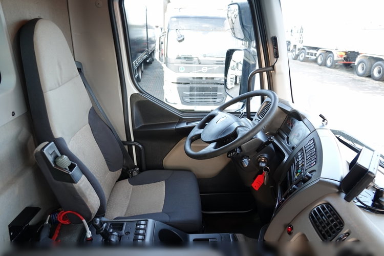 Renault KERAX 460 / 8x4 / WYWROTKA / HYDROBURTA / BORDMATIC / SPROWADZONA  zdjęcie 42