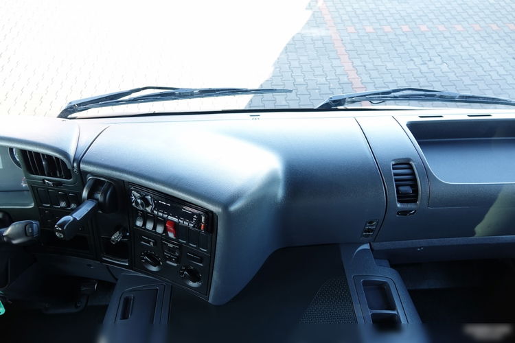 Scania P 360 / NISKA KABINA /  ADR / DZIENNA KABINA / 2016 ROK / 280 TYS. KM. / EURO 6 / PO KONTRAKCIE SERWISOWYM  zdjęcie 30
