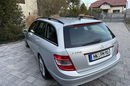 Mercedes C 180 NOWY ROZRZĄD Bardzo zadbana - 100% oryginalny przebieg zdjęcie 40