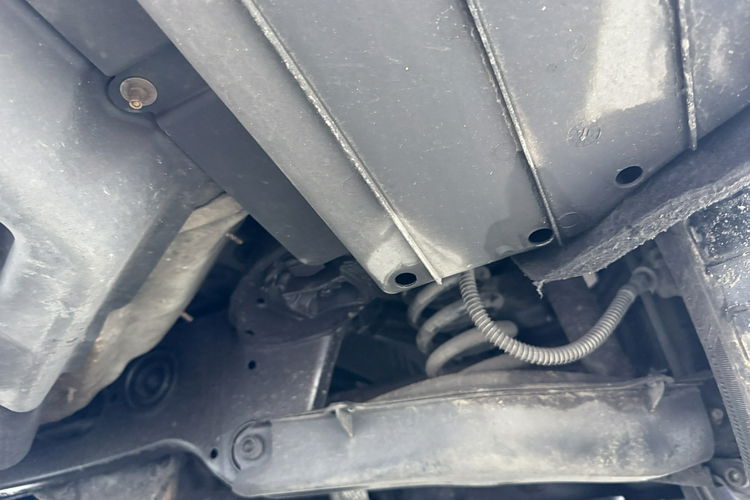 Mercedes C 180 NOWY ROZRZĄD Bardzo zadbana - 100% oryginalny przebieg zdjęcie 41