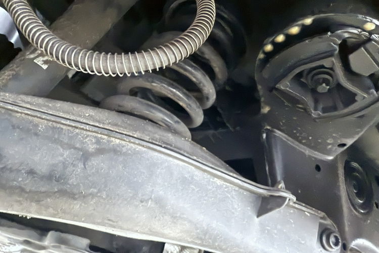 Mercedes C 180 NOWY ROZRZĄD Bardzo zadbana - 100% oryginalny przebieg zdjęcie 42