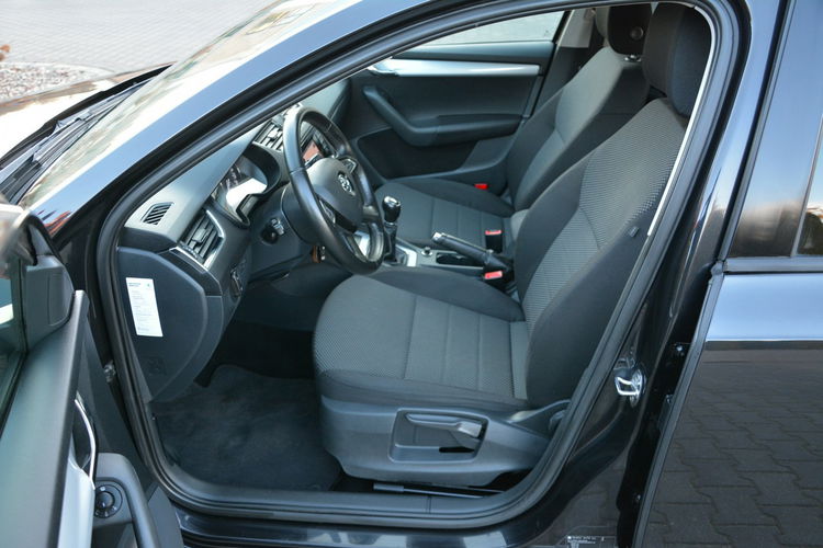 Octavia Lift Duża Navi Parktronic Relingi lakier oryginał ASO Skoda zdjęcie 21
