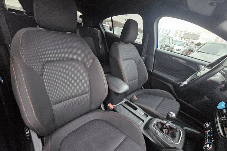 Ford Focus model 2020, st -line , polski salon zdjęcie 12