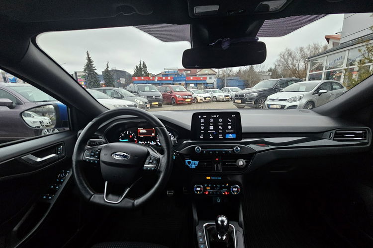 Ford Focus model 2020, st -line , polski salon zdjęcie 19