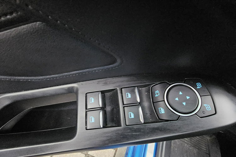 Ford Focus model 2020, st -line , polski salon zdjęcie 22