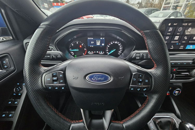 Ford Focus model 2020, st -line , polski salon zdjęcie 32