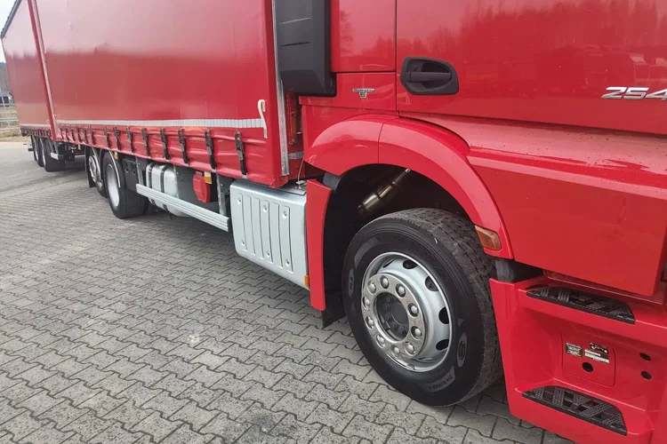 Mercedes ACTROS 2543 MP4 / EURO 6 / ZESTAW PRZESTRZENNY / zdjęcie 12
