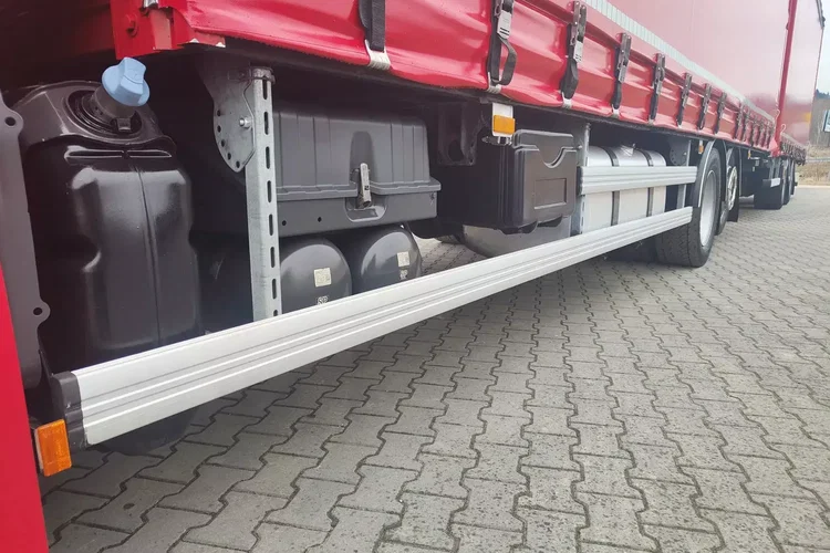 Mercedes ACTROS 2543 MP4 / EURO 6 / ZESTAW PRZESTRZENNY / zdjęcie 18