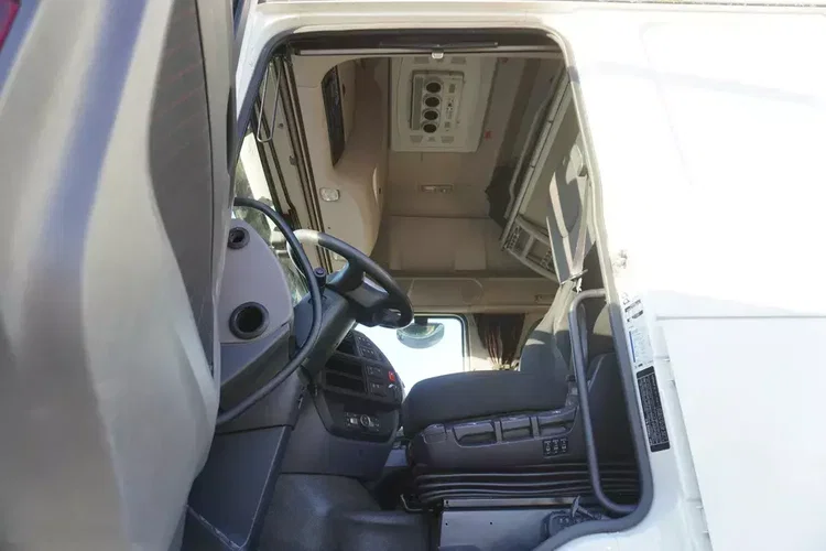 DAF XF 480 Euro 6 / 2021 / Chłodnia Lamberet / Carrier Vector 1550 zdjęcie 14