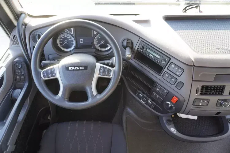 DAF XF 480 Euro 6 / 2021 / Chłodnia Lamberet / Carrier Vector 1550 zdjęcie 17