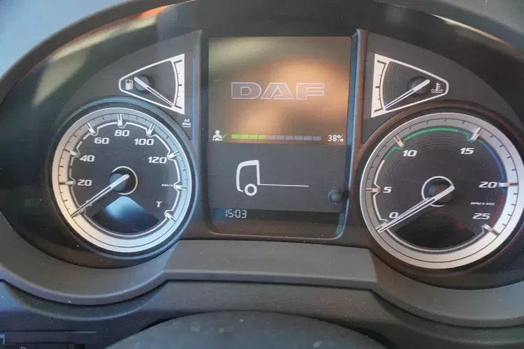 DAF XF 480 Euro 6 / 2021 / Chłodnia Lamberet / Carrier Vector 1550 zdjęcie 18