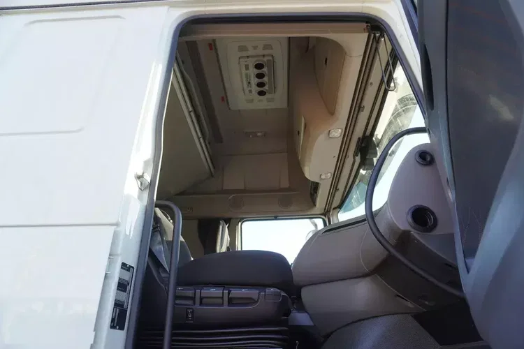 DAF XF 480 Euro 6 / 2021 / Chłodnia Lamberet / Carrier Vector 1550 zdjęcie 29