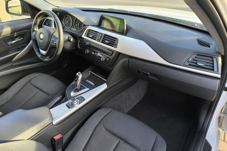 BMW 320 2.0d 163KM Automat Navi Szyberdach zdjęcie 19