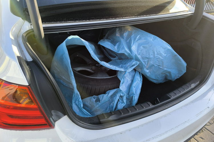 BMW 320 2.0d 163KM Automat Navi Szyberdach zdjęcie 23