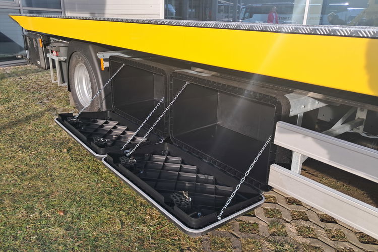 Iveco Daily 70C18H/P zdjęcie 19