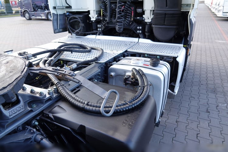 DAF XF 480 / HYDRAULIKA / KLIMA POSTOJOWA / SPROWADZONY / PO KONTRAKCIE SERWISOWYM  zdjęcie 15