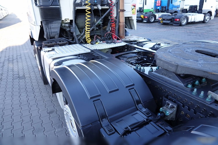 Volvo FH 500 / 6x2 / RETARDER / PEŁNY ADR / PUSHER / OŚ PODNOSZONA / DMC: 65.000 KG / 3 osiowy / EEV / SPROWADZONY  zdjęcie 15