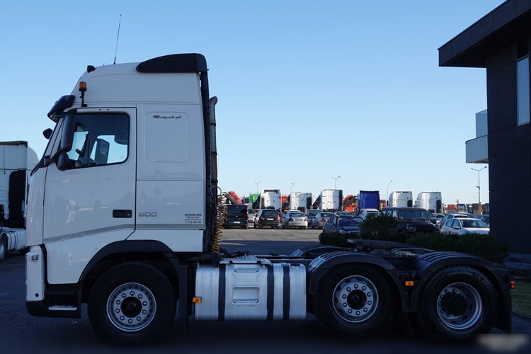 Volvo FH 500 / 6x2 / RETARDER / PEŁNY ADR / PUSHER / OŚ PODNOSZONA / DMC: 65.000 KG / 3 osiowy / EEV / SPROWADZONY  zdjęcie 7