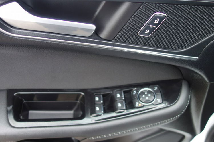 S-Max Ford S-MAX ST-LINE 2016 2.0 diesel 180km 7 osób LED dobrze wyposażony zdjęcie 20