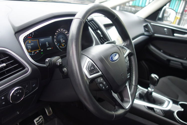 S-Max Ford S-MAX ST-LINE 2016 2.0 diesel 180km 7 osób LED dobrze wyposażony zdjęcie 32