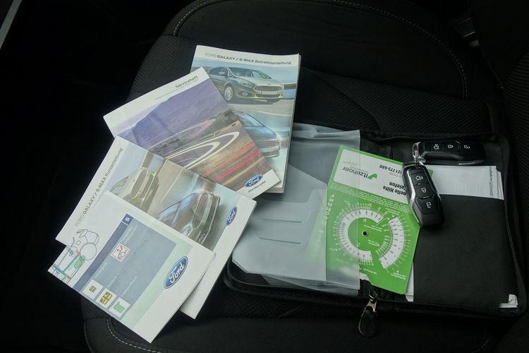 S-Max Ford S-MAX ST-LINE 2016 2.0 diesel 180km 7 osób LED dobrze wyposażony zdjęcie 34