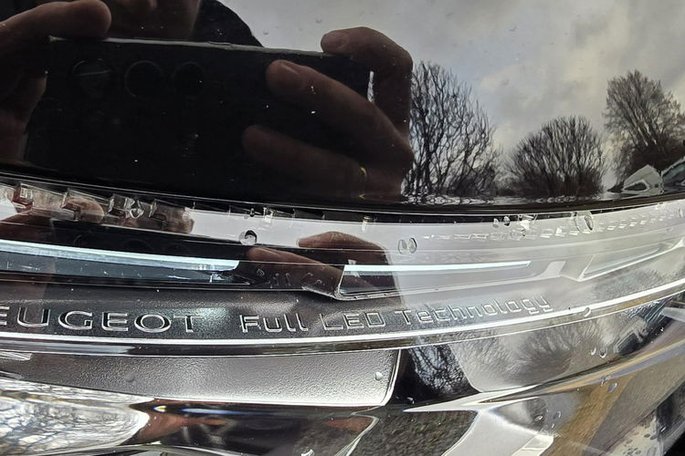 Peugeot 3008 1.5 HDi 130KM EA8 Allure Panorama / Bezwypadkowy / I-właściciel zdjęcie 23