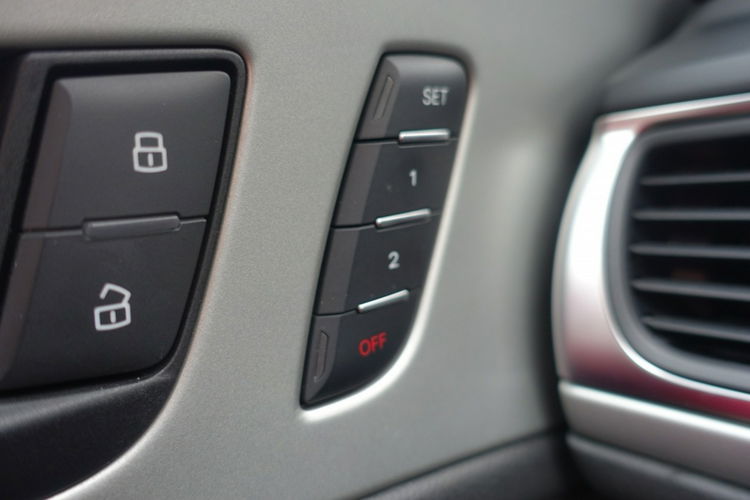 Audi A6 Oferta Prywatna Automat Sedan Webasto z pilotem Pełny Serwis zdjęcie 25